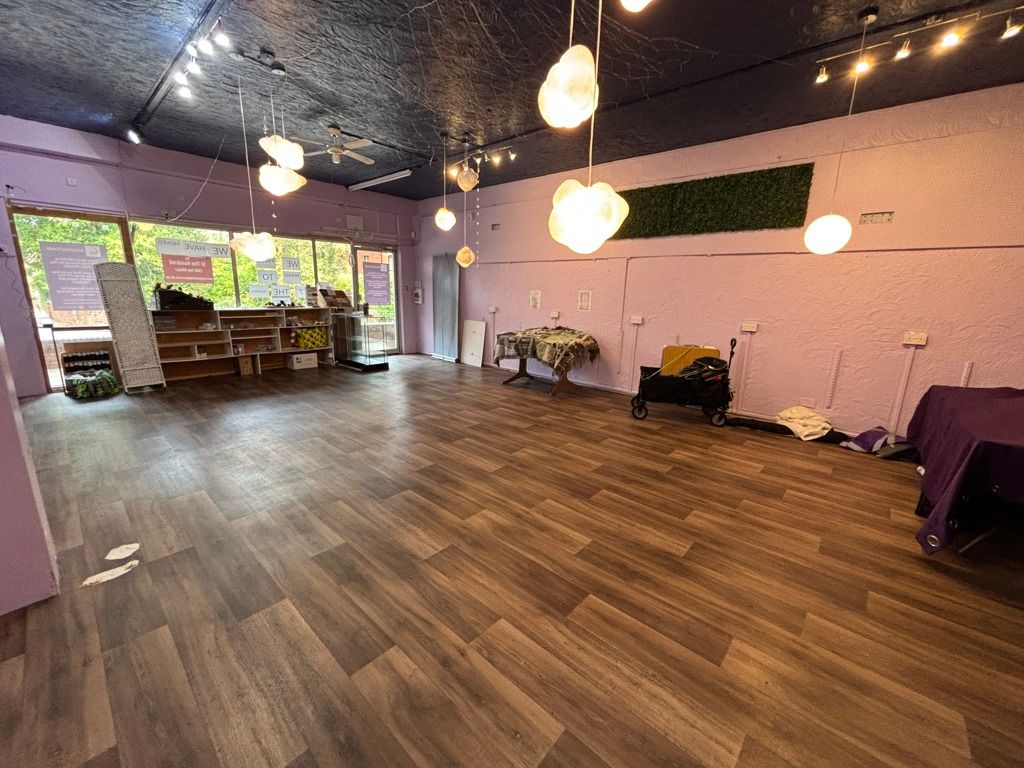 Property photo 3 of 5 Photo 6