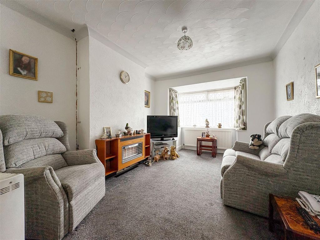 Property photo 3 of 14 Image00013.Jpg