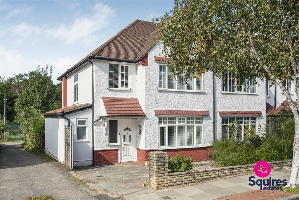 Property photo 2 of 22