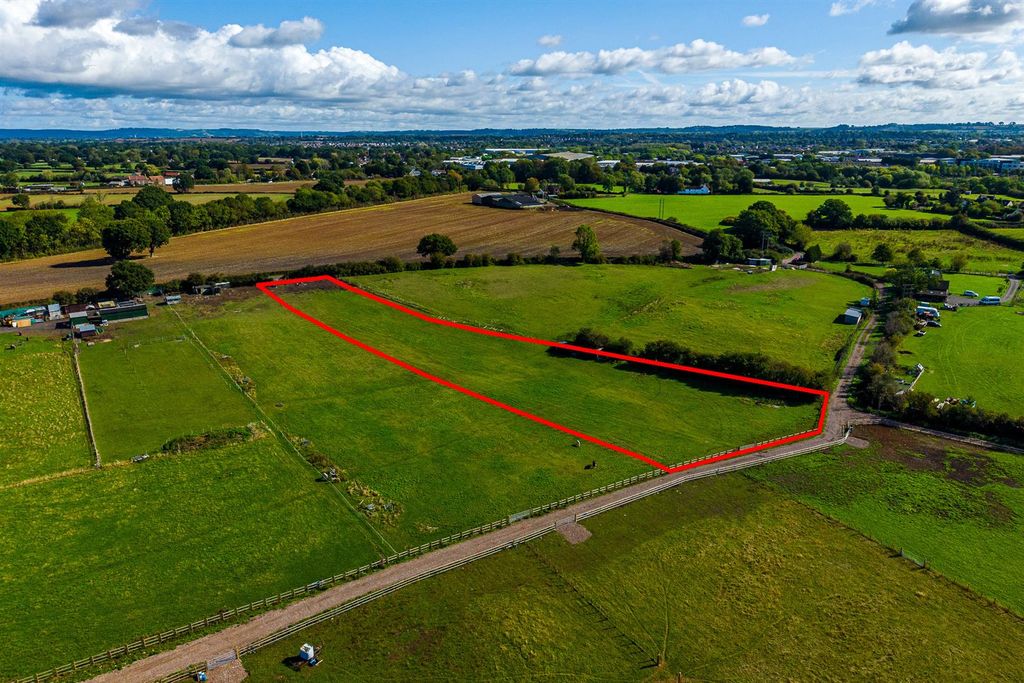 Property photo 2 of 11 Primrose Field, Frome Mill Farm, Nibley Lane, Nibl