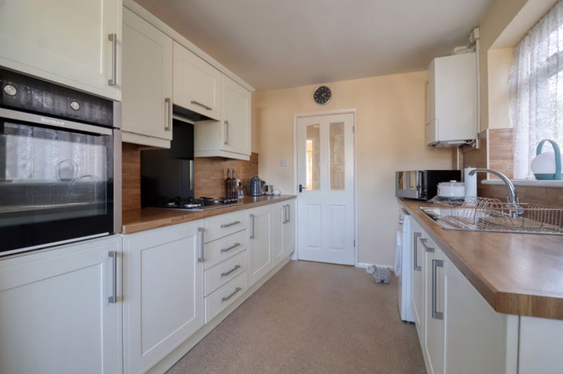 Property photo 3 of 10 Kitchen/Diner