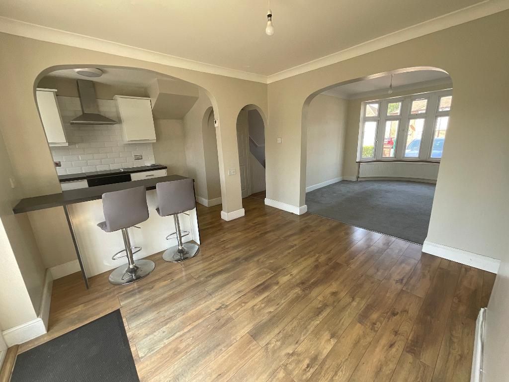 Property photo 2 of 18 Kitchen/Diner 17'2 x 11'