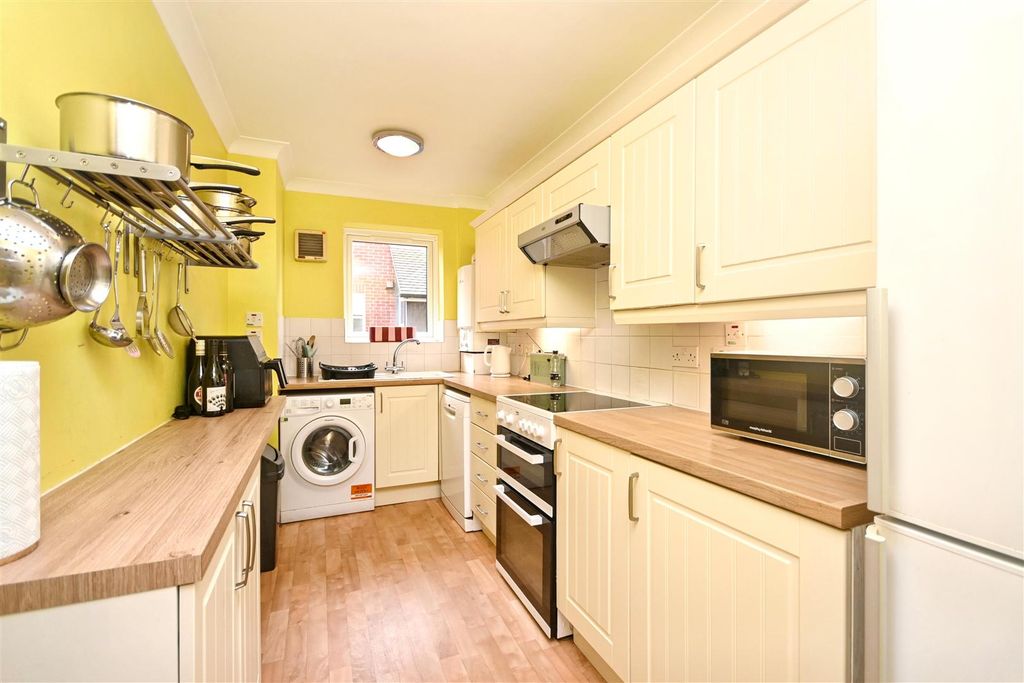 Property photo 3 of 17 Dsc_5780 (1).Jpg