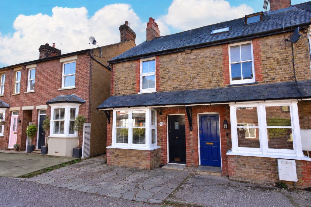 Property photo 1 of 23