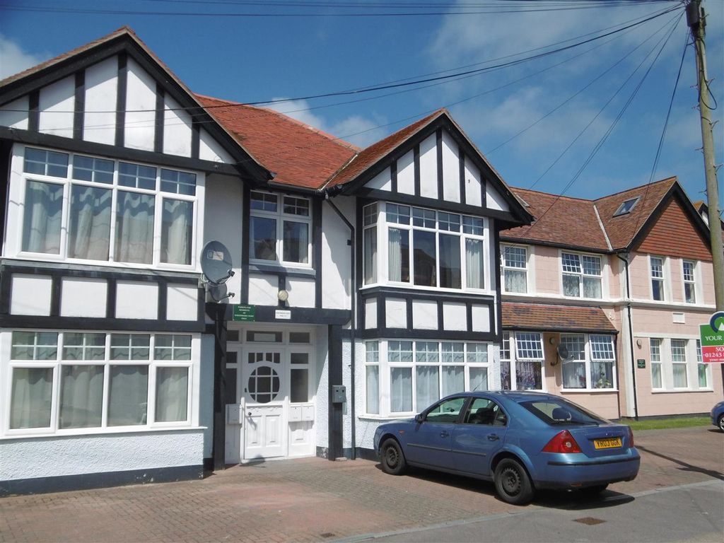 Property photo 1 of 8 Front (2).Jpg