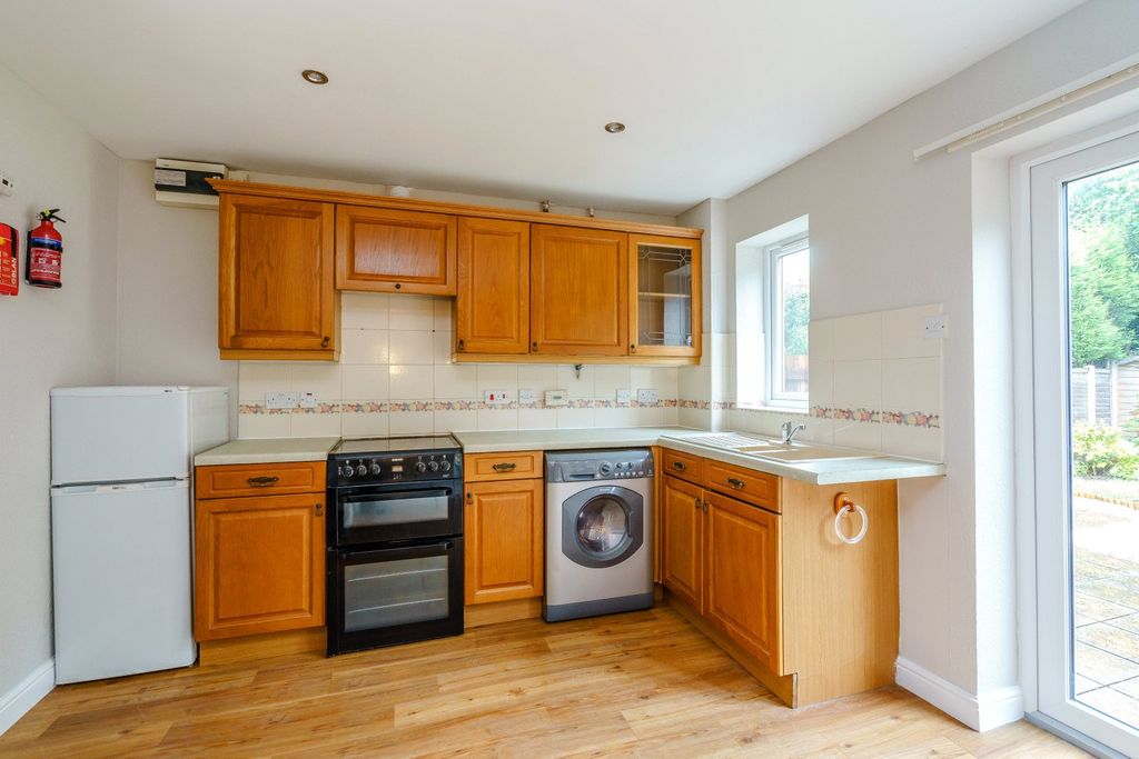 Property photo 2 of 12 Picture No. 12