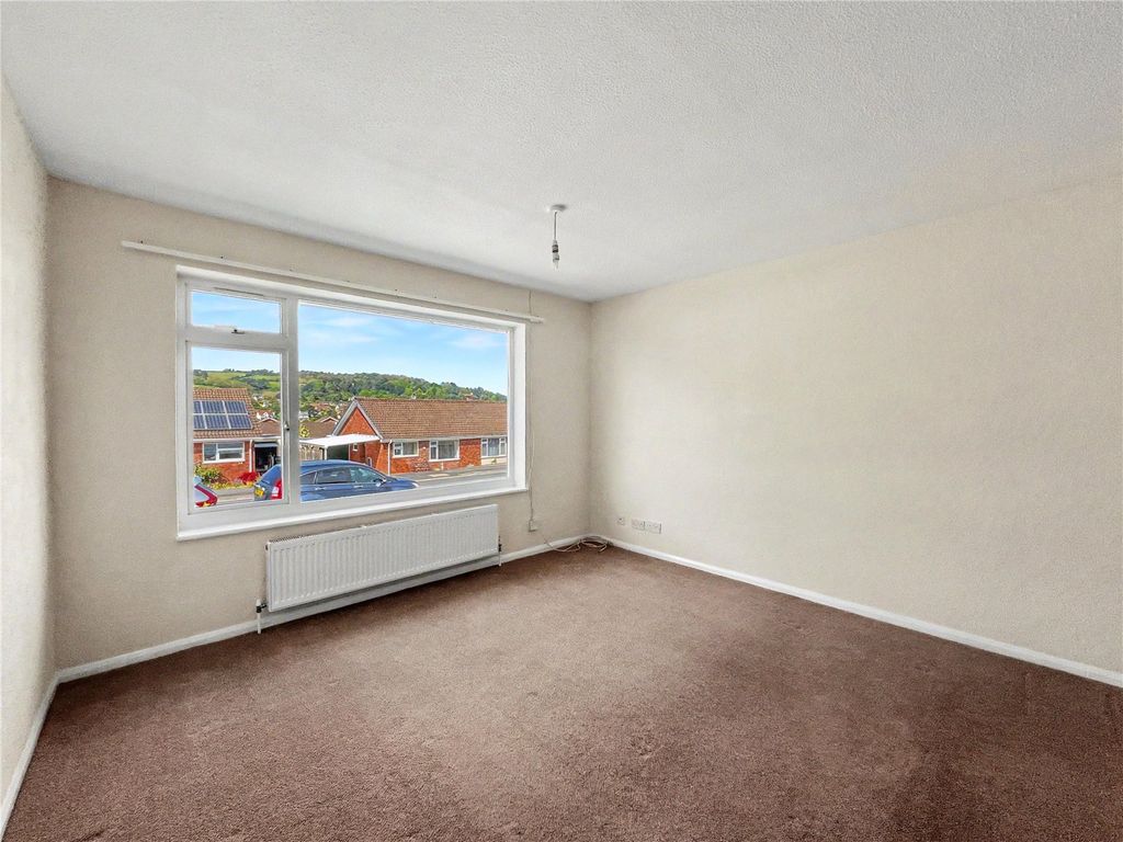 Property photo 2 of 11 Picture No. 08