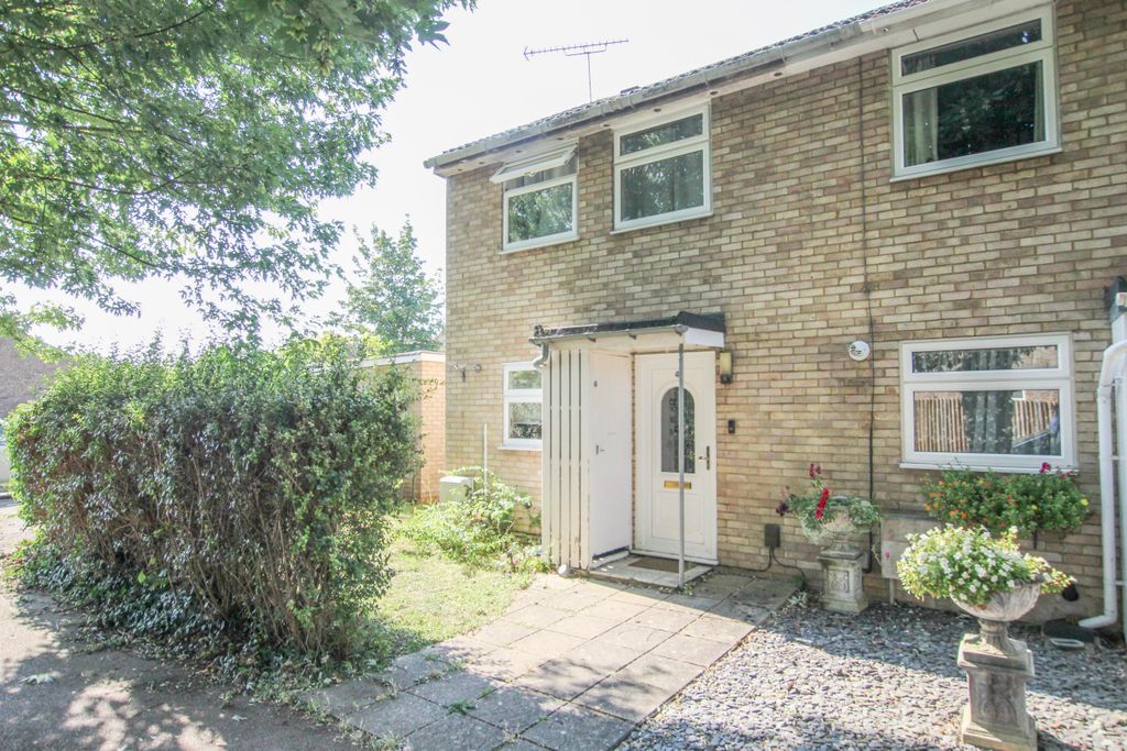 Property photo 1 of 11 Front