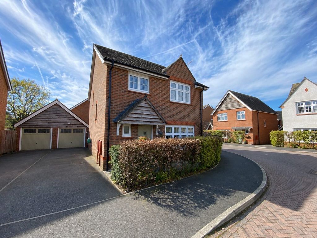 Property photo 1 of 27