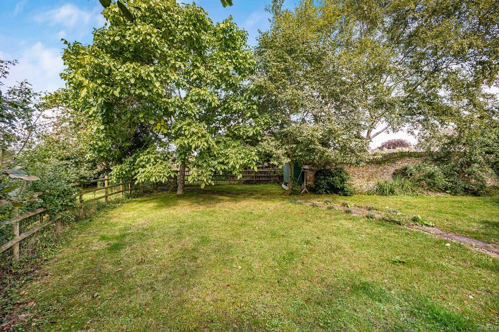Property photo 3 of 13 Picture 3
