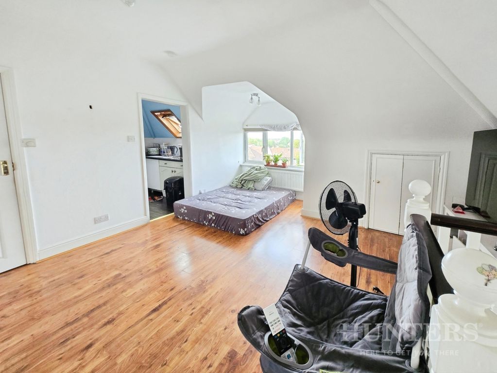 Property photo 2 of 9 Pbox-Img.Jpg
