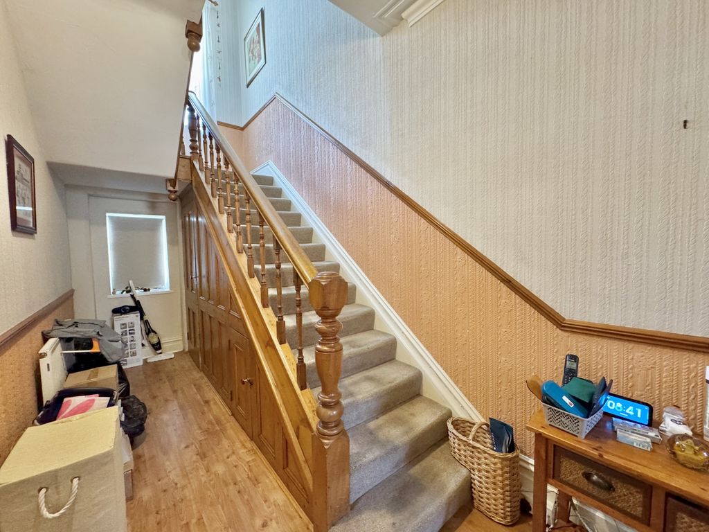 Property photo 2 of 16 Img_2162