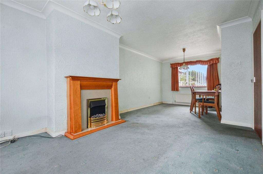 Property photo 3 of 17 Picture No. 15