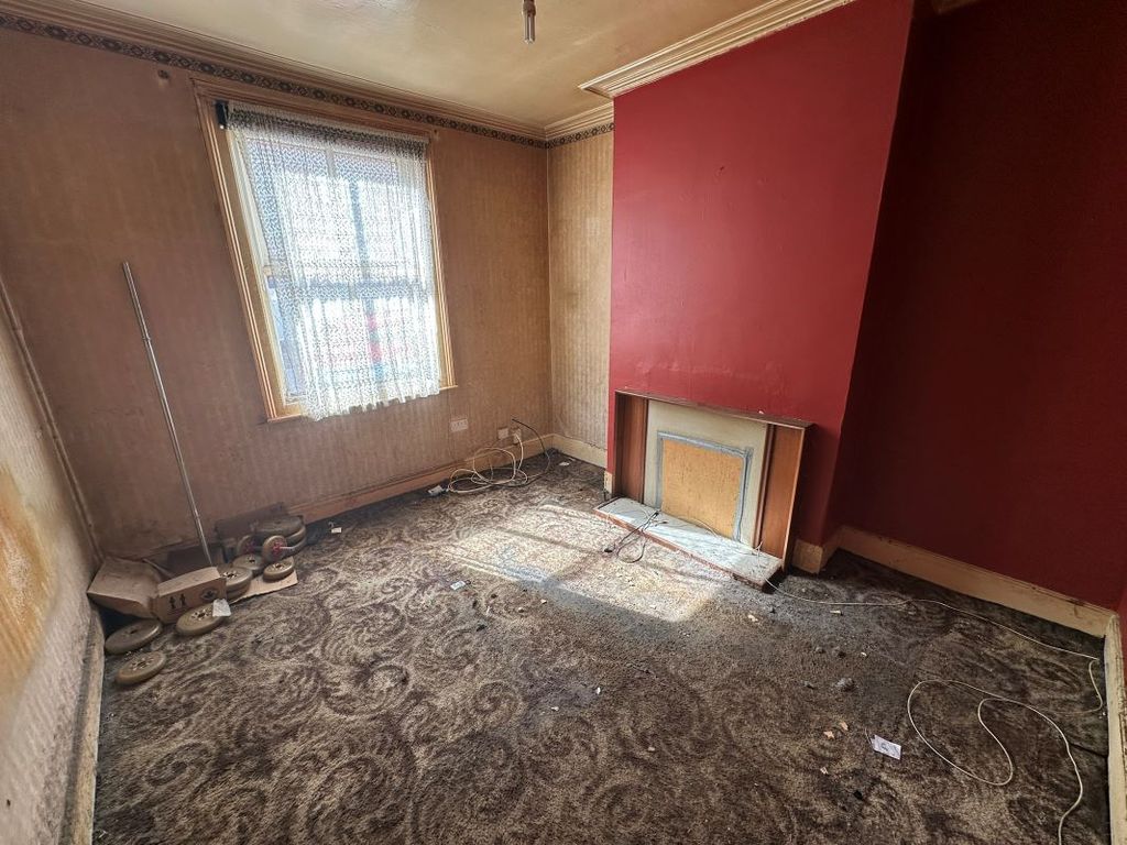 Property photo 3 of 10 Image 3