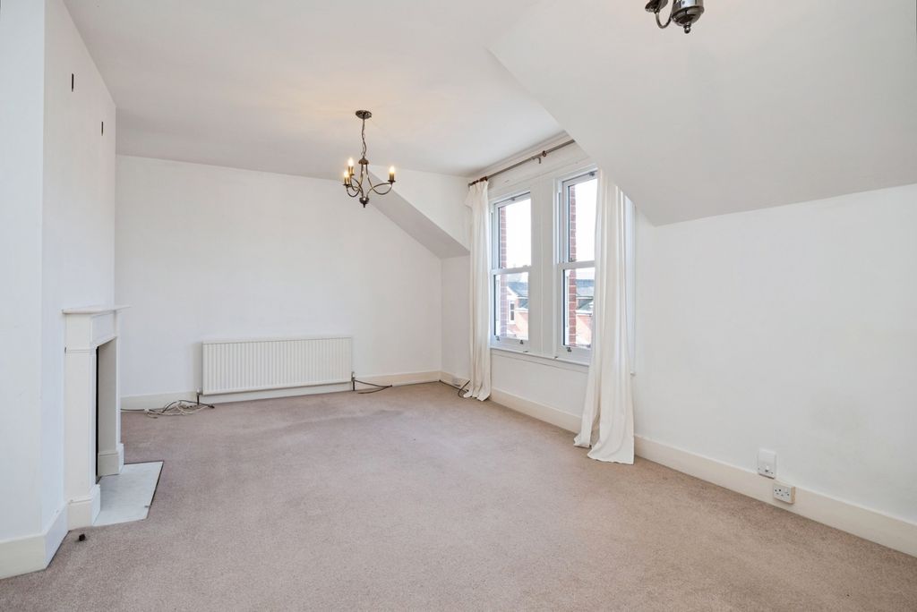 Property photo 2 of 14 Pbox-Img.Jpg