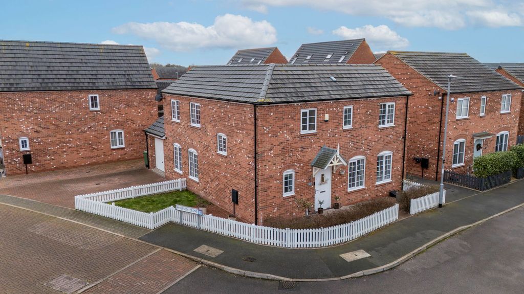 Property photo 1 of 26