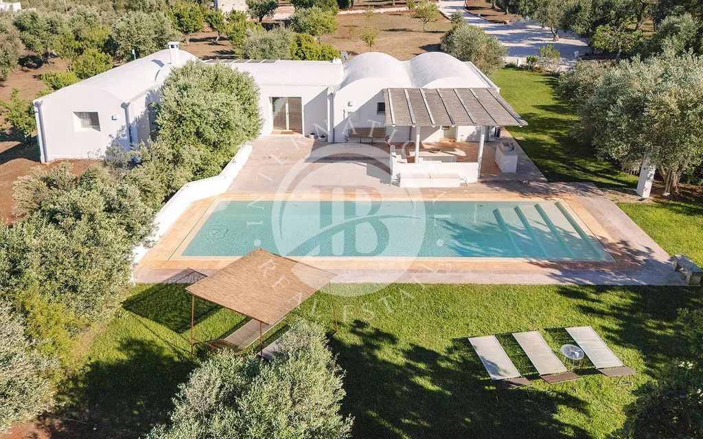 Property photo 1 of 51