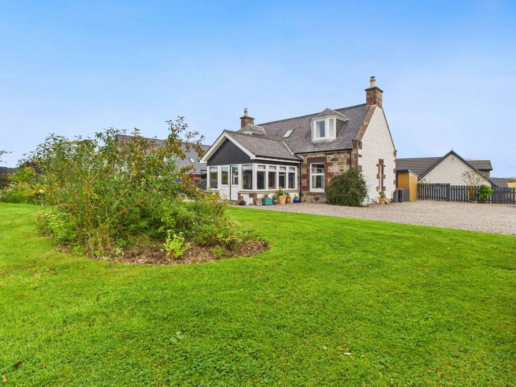 Property photo 1 of 40