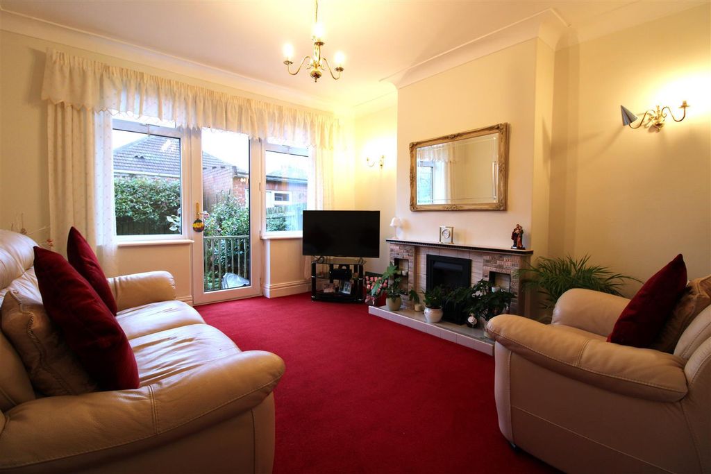 Property photo 2 of 17 Img_1065.Jpg