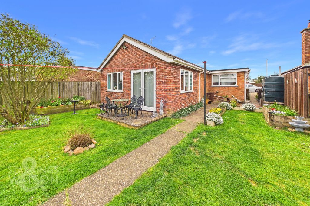 Property photo 2 of 19
