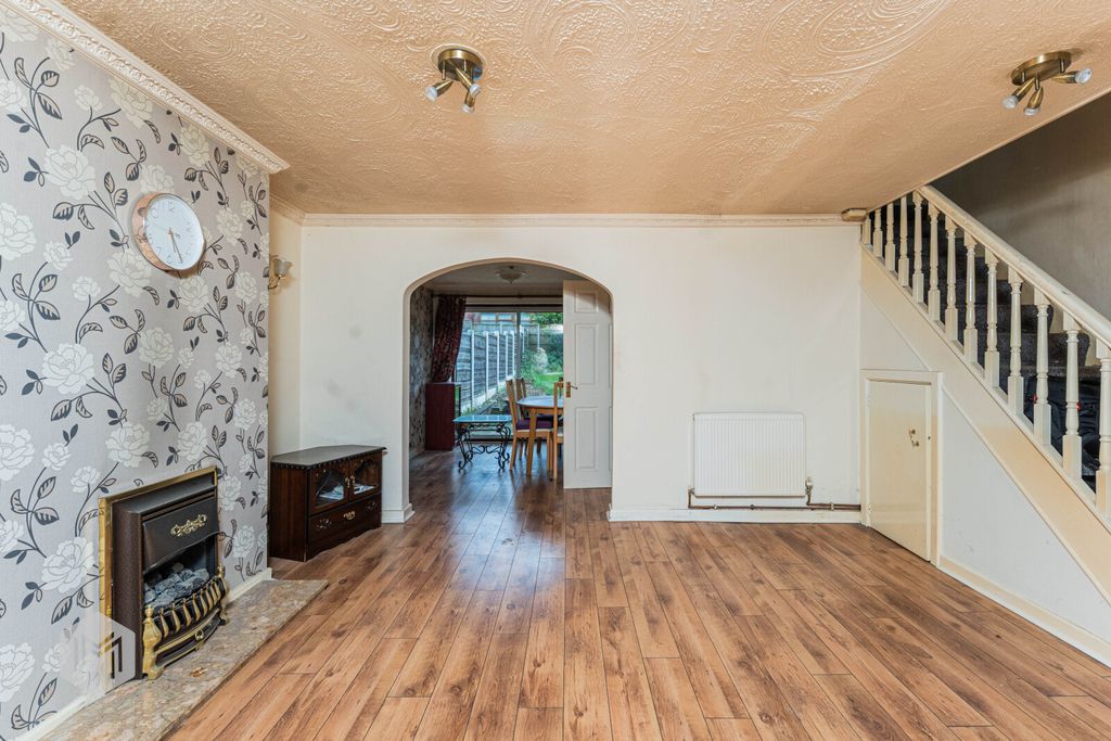 Property photo 2 of 18 Picture No. 02