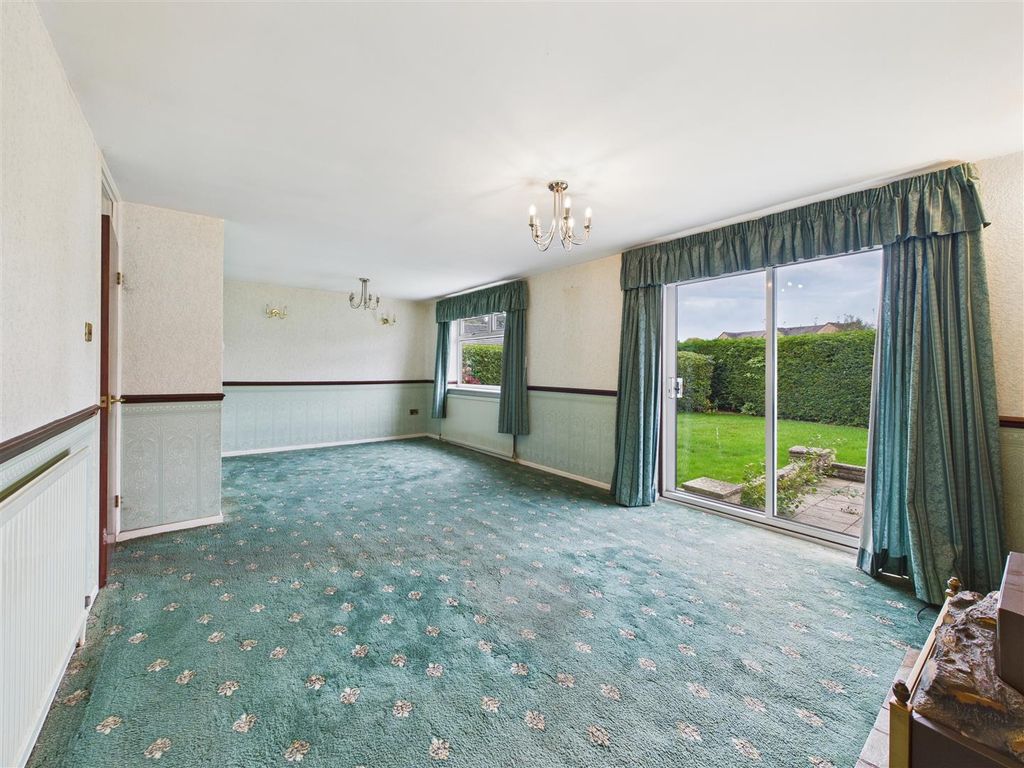 Property photo 3 of 17 Cam05476G0-Pr0066-Still003.Jpg