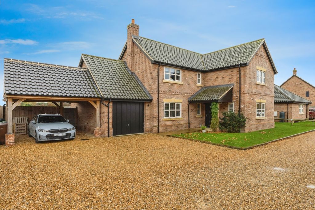 Property photo 1 of 16 Photo