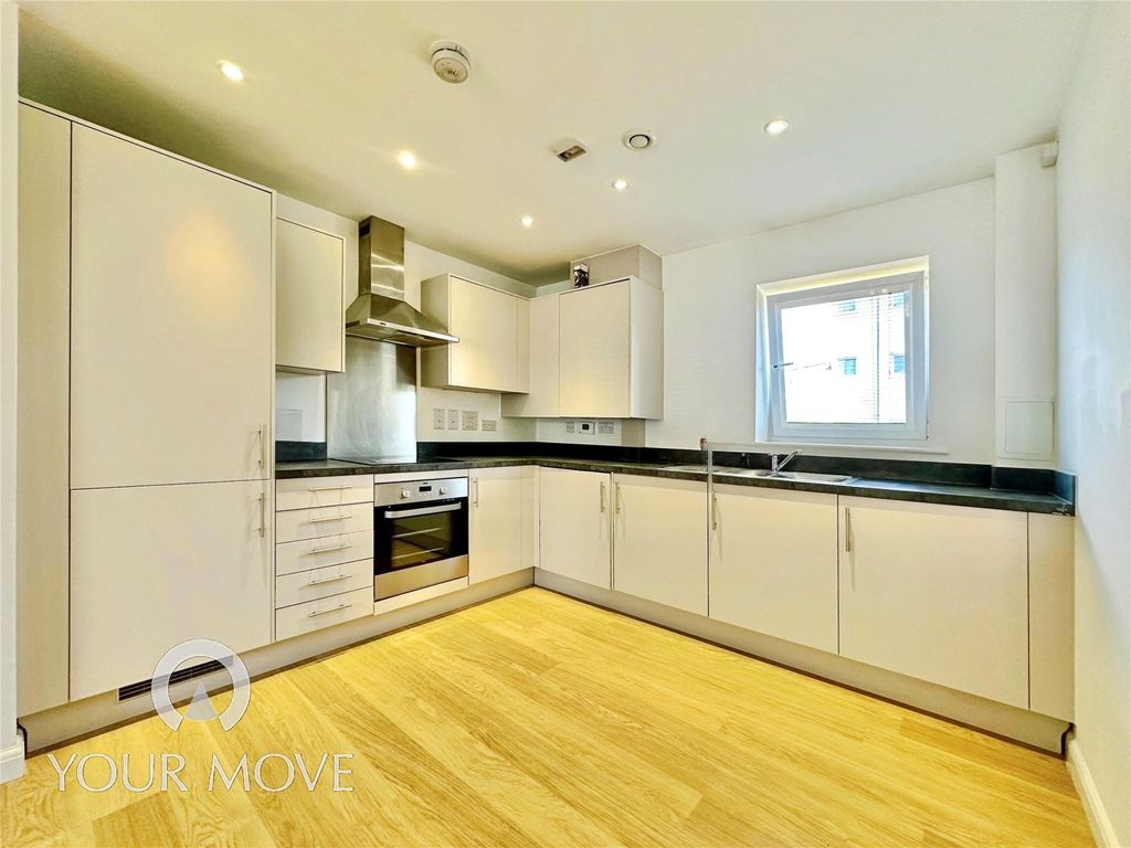 Property photo 2 of 8 #Yourmovedartford