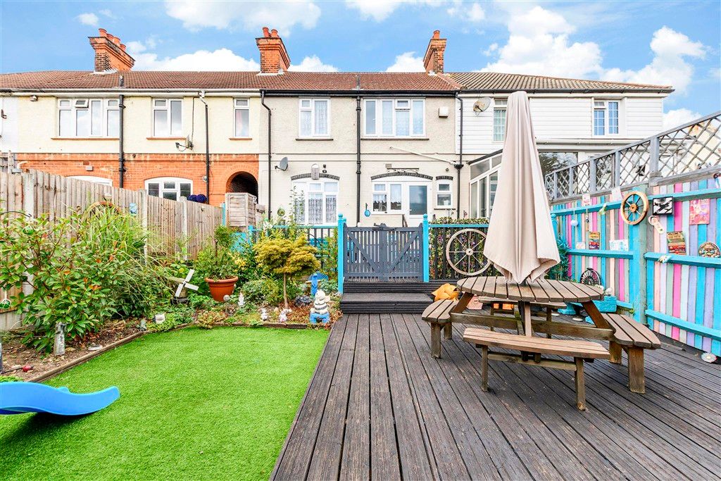 Property photo 1 of 10 Rear Elevation