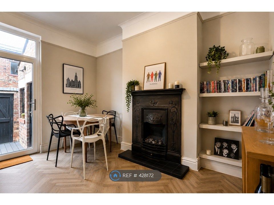 Property photo 2 of 12 Dining Room