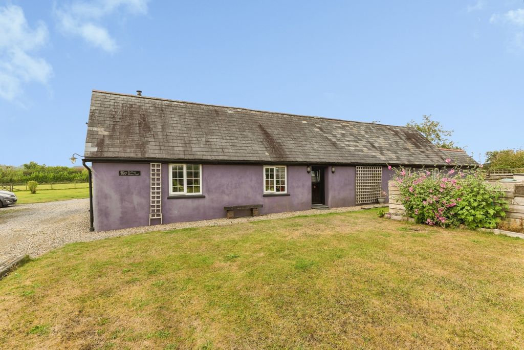 Property photo 1 of 33 Pbox-Img.Jpg