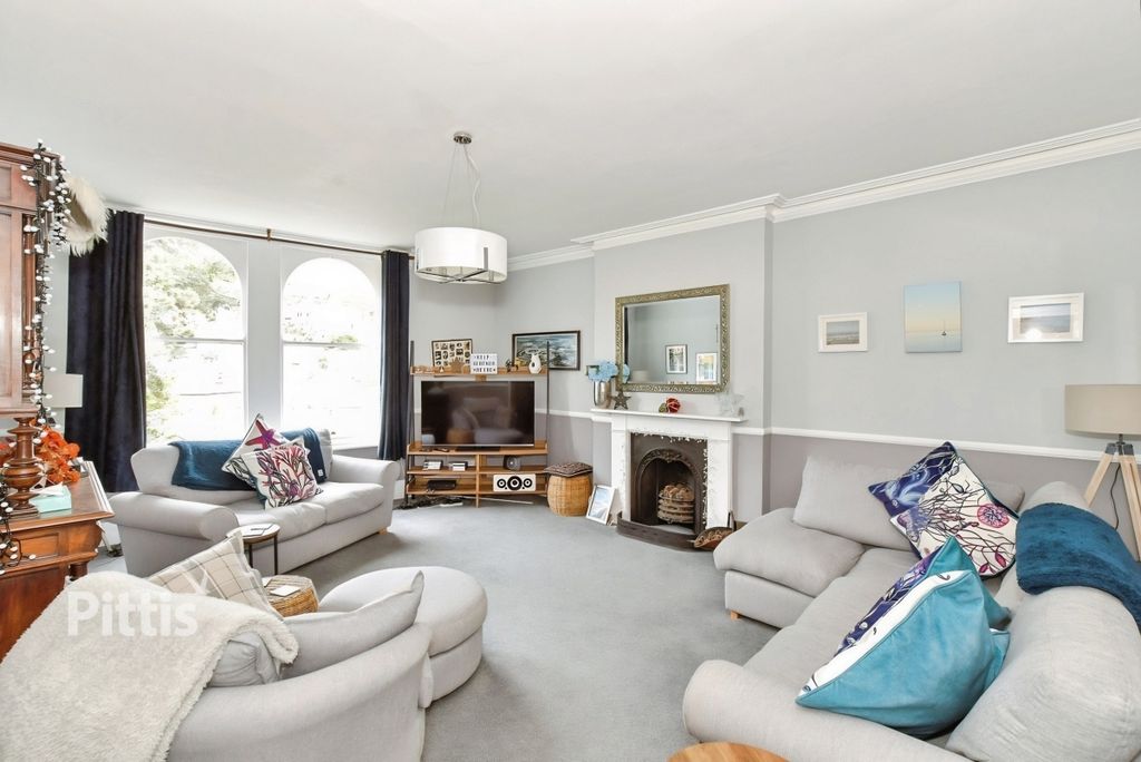 Property photo 1 of 13 Fffbd5B1-Fileacce...