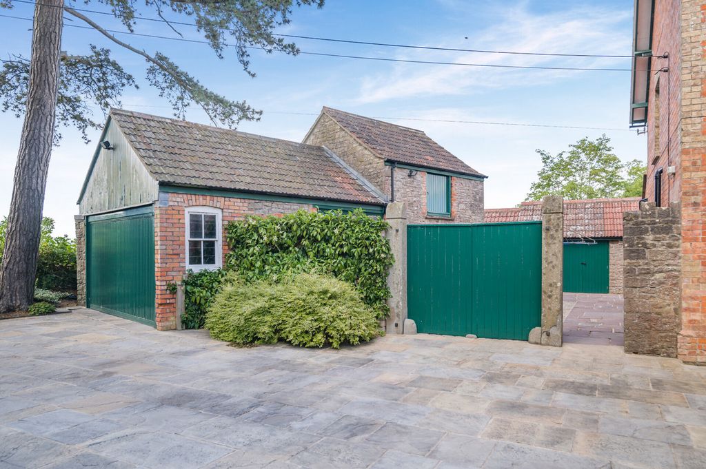 Additional image 34 of 5 bed country house for saleChurch Road, Bristol BS35