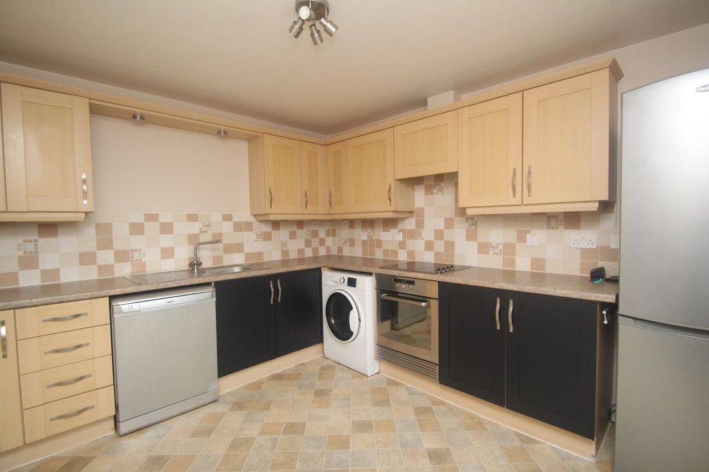 Property photo 3 of 10 Picture No. 23