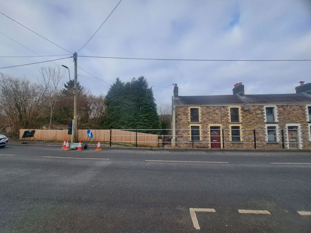 Property photo 2 of 14
