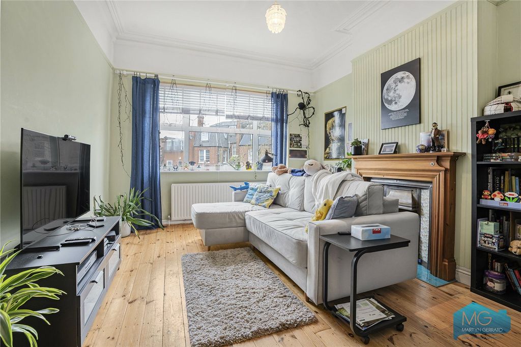 Property photo 1 of 17 Picture No. 12