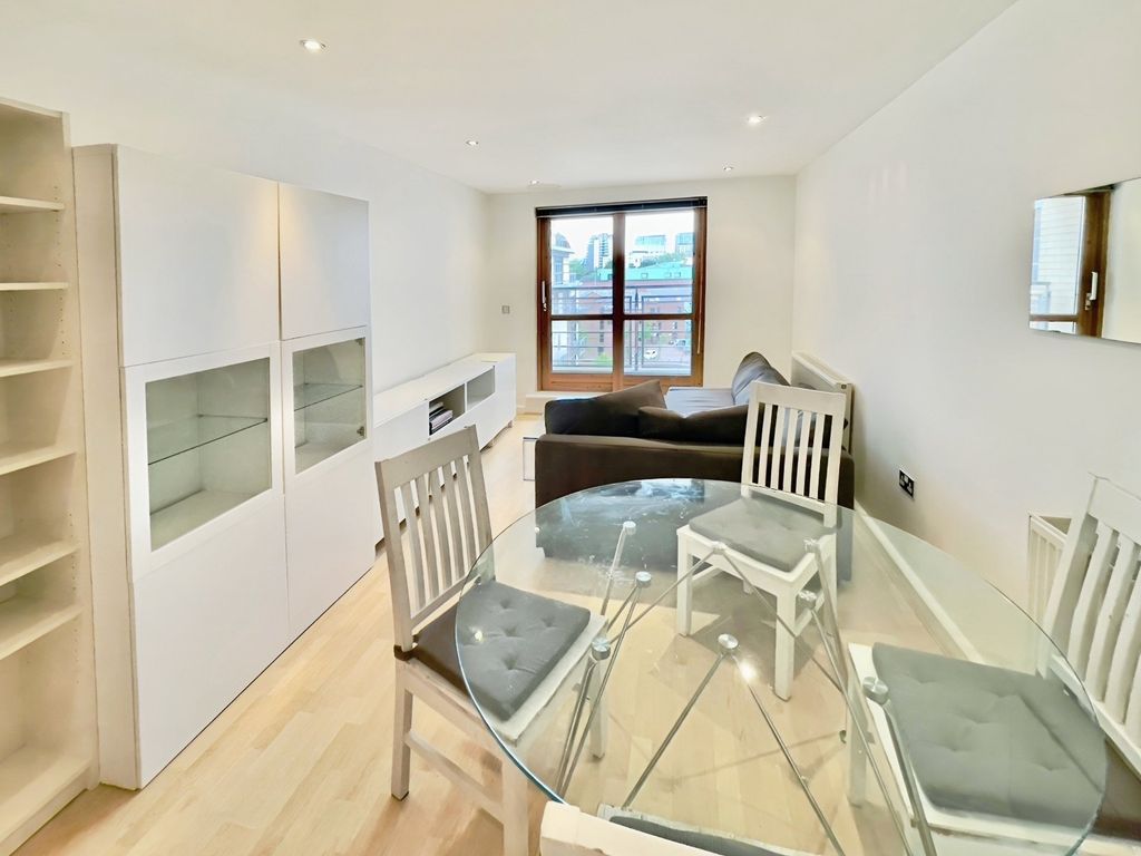 Property photo 2 of 13 Picture No. 20