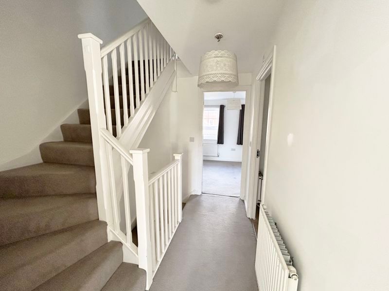 Property photo 2 of 25 Photo 39