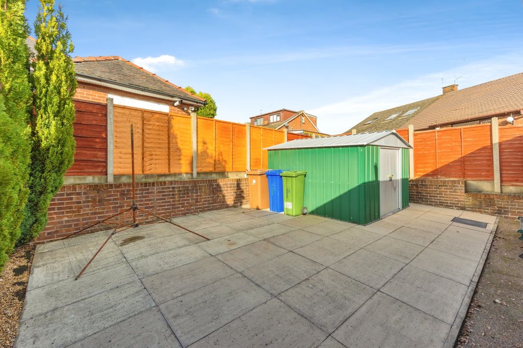 Property photo 2 of 15