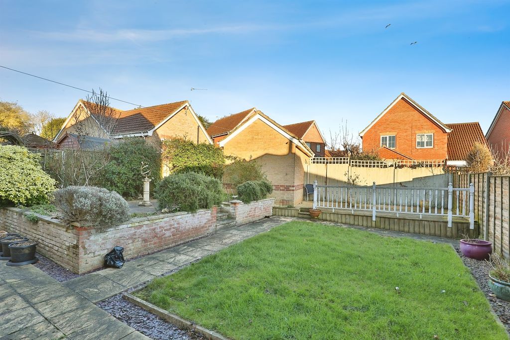 Property photo 3 of 15