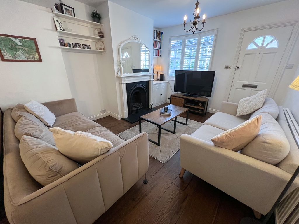 Property photo 3 of 26