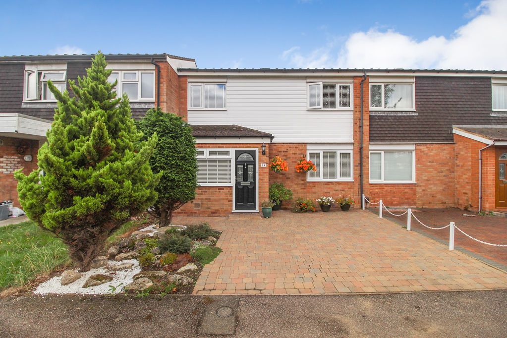 Property photo 1 of 18 Front