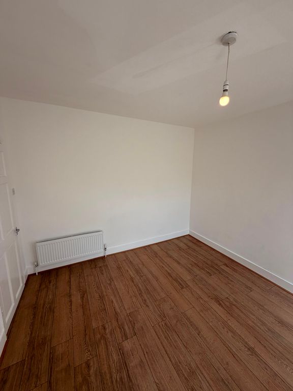 Property photo 2 of 34