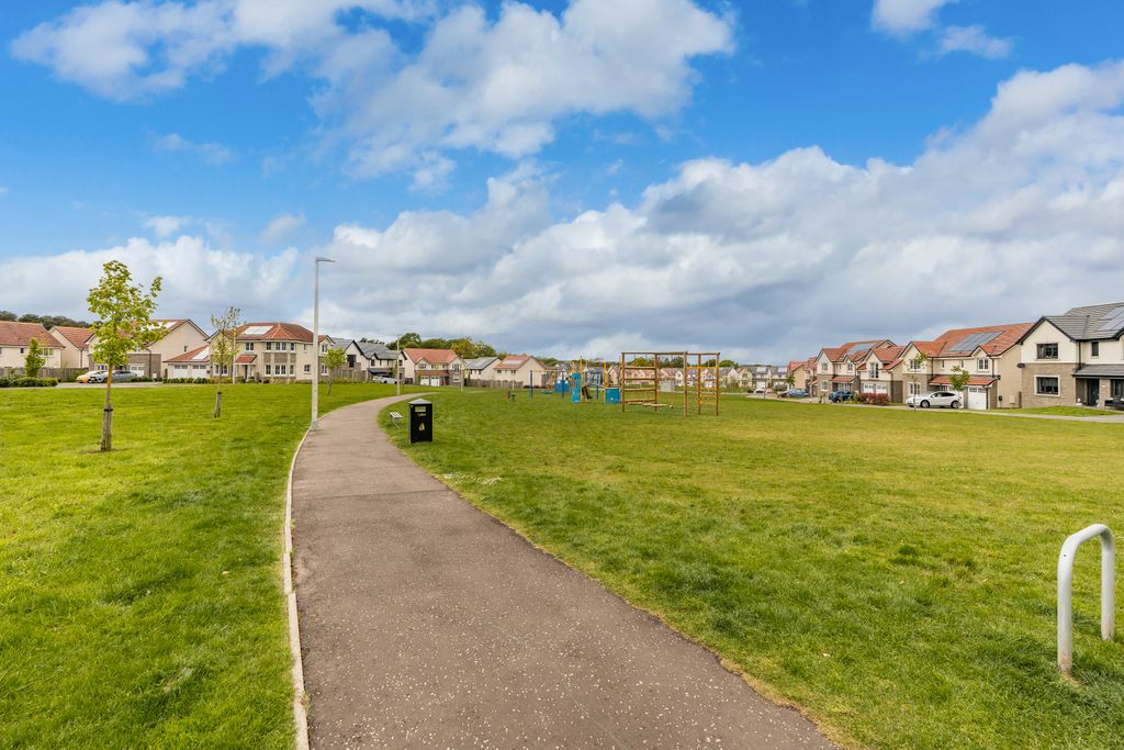 Additional image 26 of 4 bed villa for sale6 Threipmuir Walk, Livingston EH54