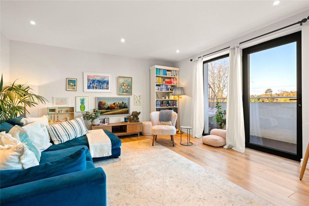 Property photo 3 of 16 Picture No. 35