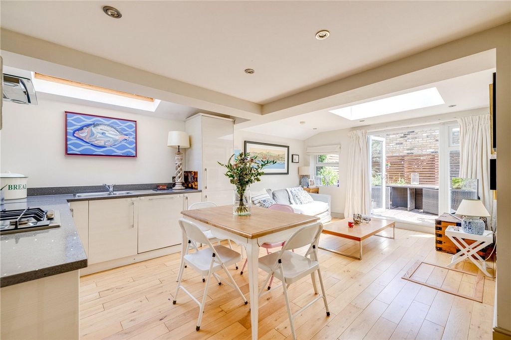 Property photo 1 of 14 Picture No. 22