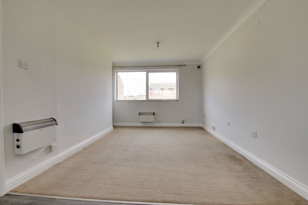 Property photo 3 of 8 Img_2393-Img_2395