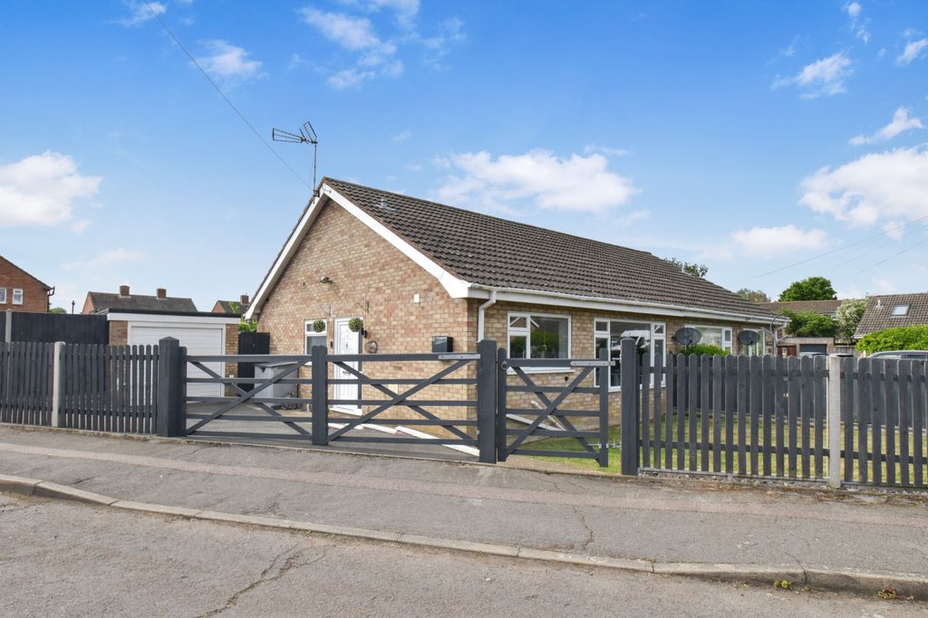 Property photo 1 of 17 1534732_20250509043129