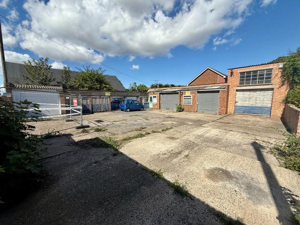 Property photo 2 of 5 Picture 2