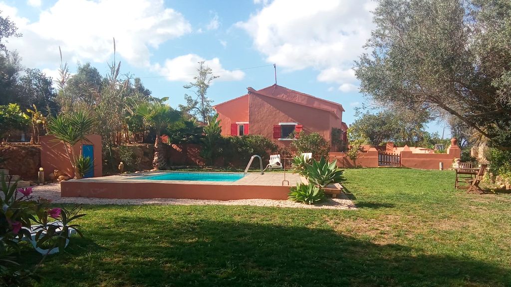 Property photo 1 of 36